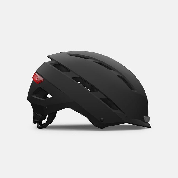 Giro Escape Mips Matte Black | mat sort cykelhjelm med genopladeligt lys foran og bagpå samt mips